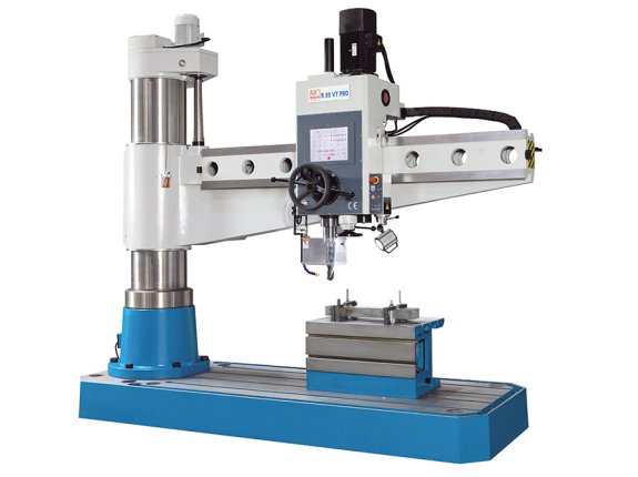 R 80 VT PRO - Радиально-сверлильные станки с сервоприводом, расширенными
функциями и большим сенсорным экраном