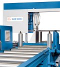 Standard roller conveyor extends the integrated material support area